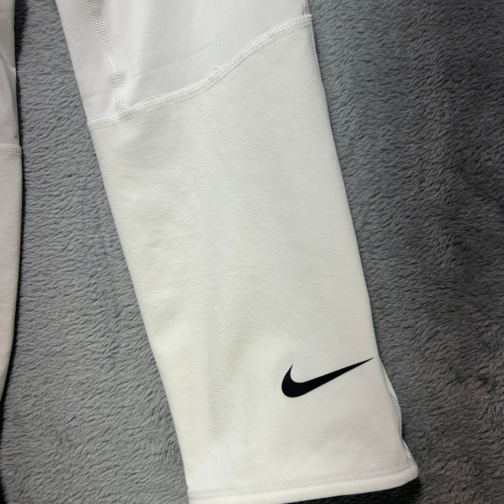 Nike Pro Dri-FIT Boys 3/4 Compression Tights White Black Waistband Size Large - Picture 3 of 12